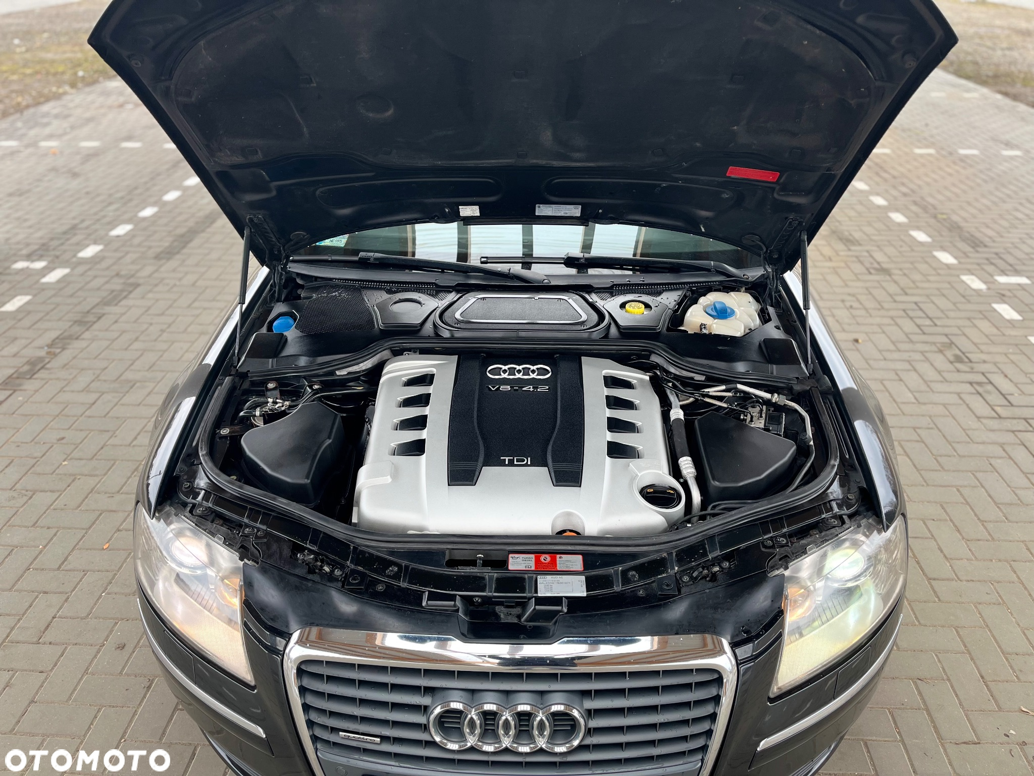 Audi A8 4.2 TDI Quattro - 17