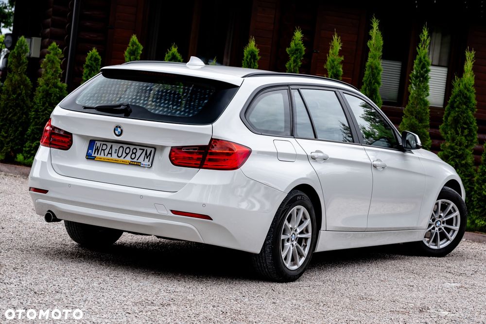 BMW Seria 3 316d - 10
