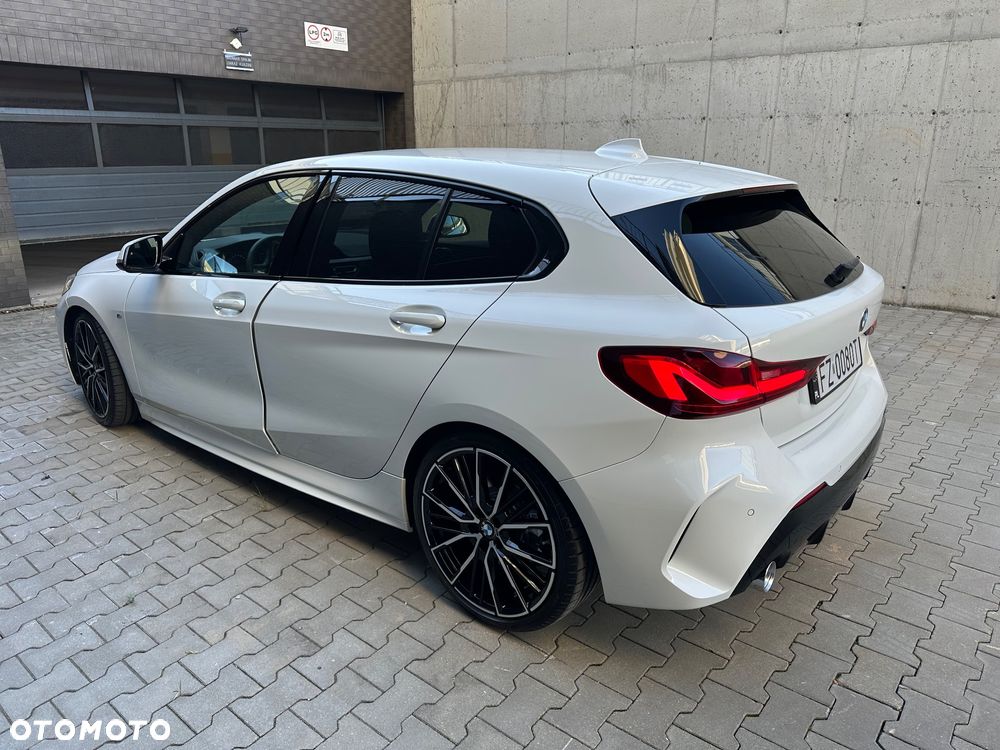 BMW Seria 1 120d xDrive M Sport - 16