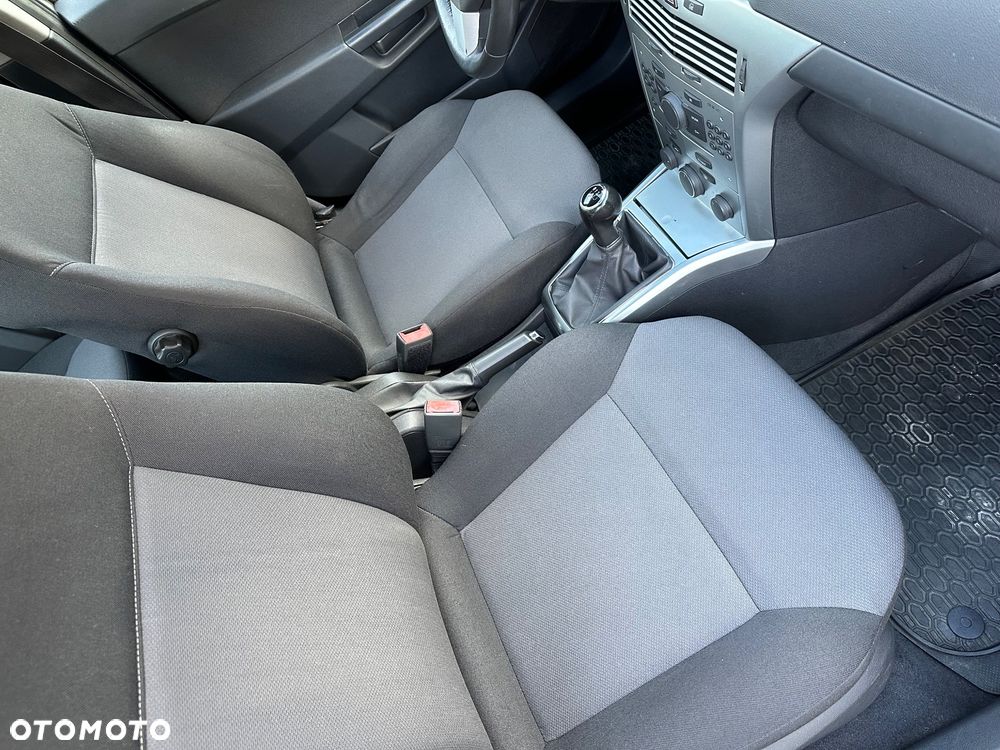 Opel Astra - 13