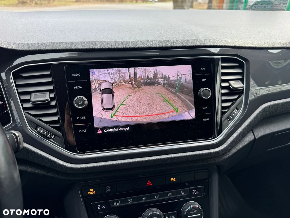 Volkswagen T-Roc - 21