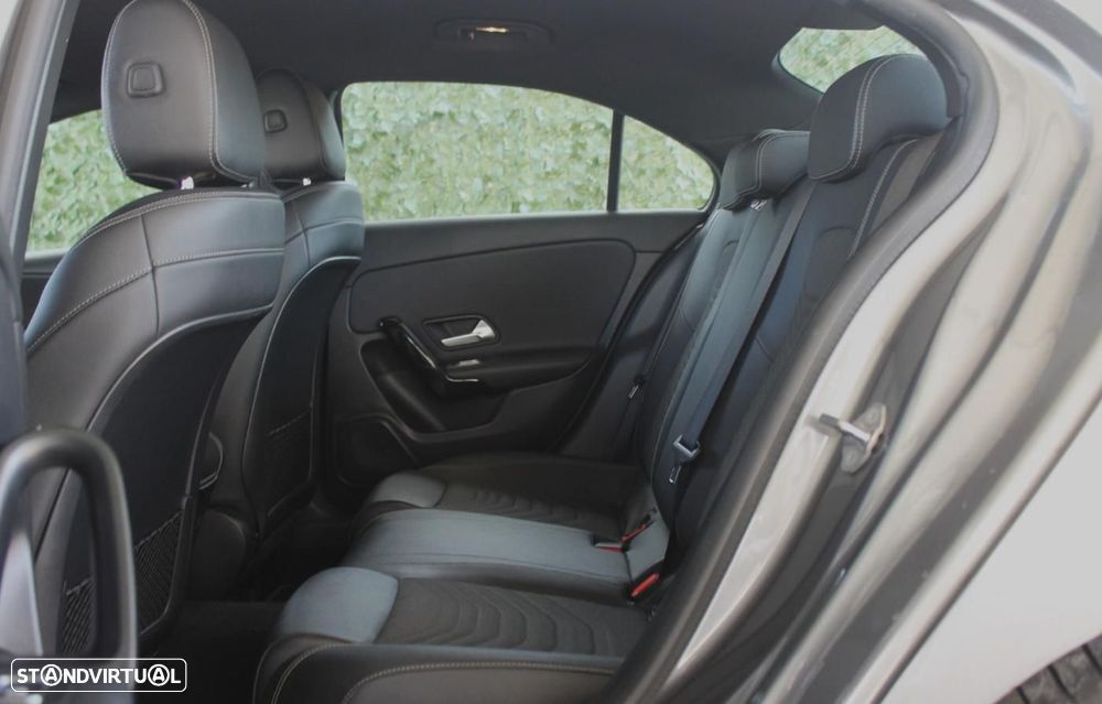 Mercedes-Benz A 180 Limousine d Style Aut. - 12