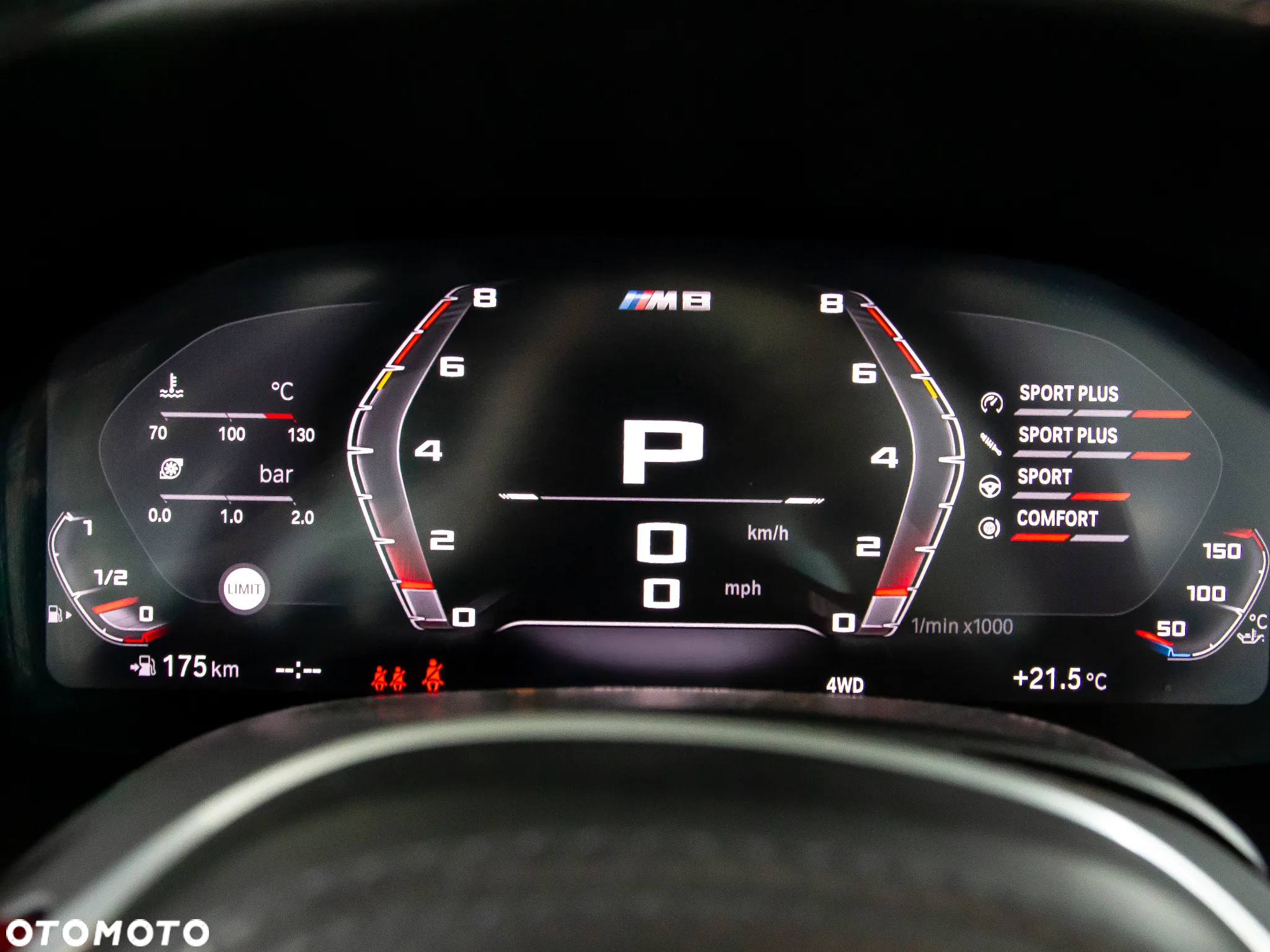 BMW M8 Standard - 23