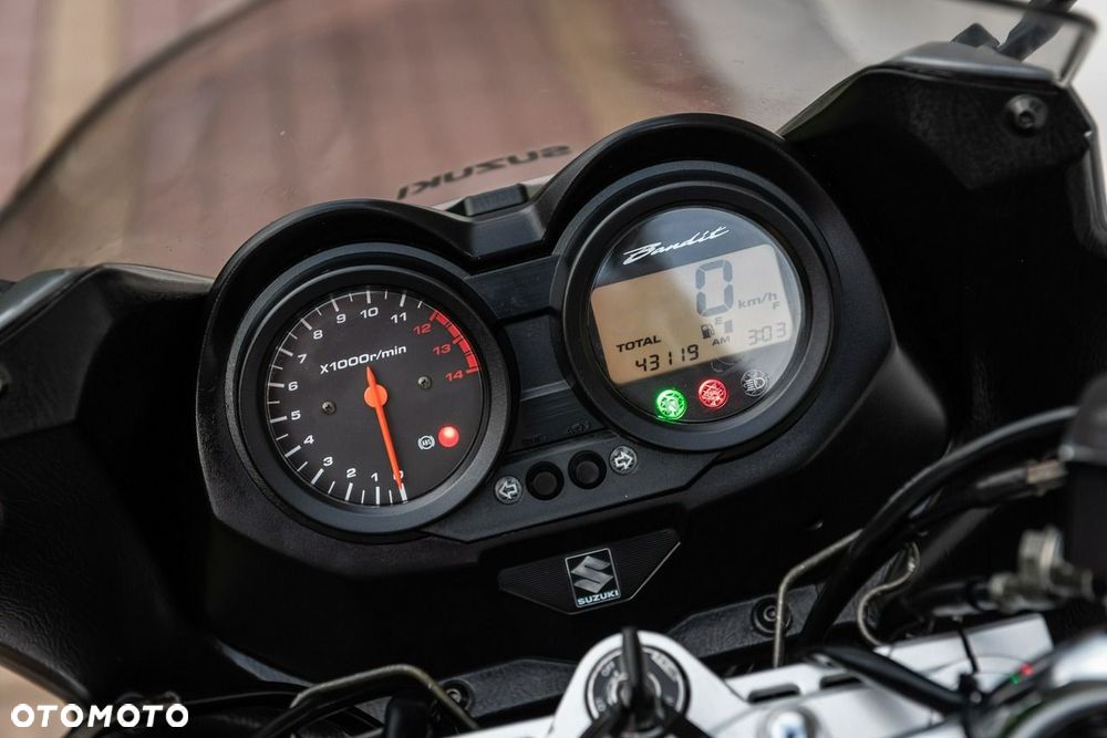 Suzuki Bandit - 8