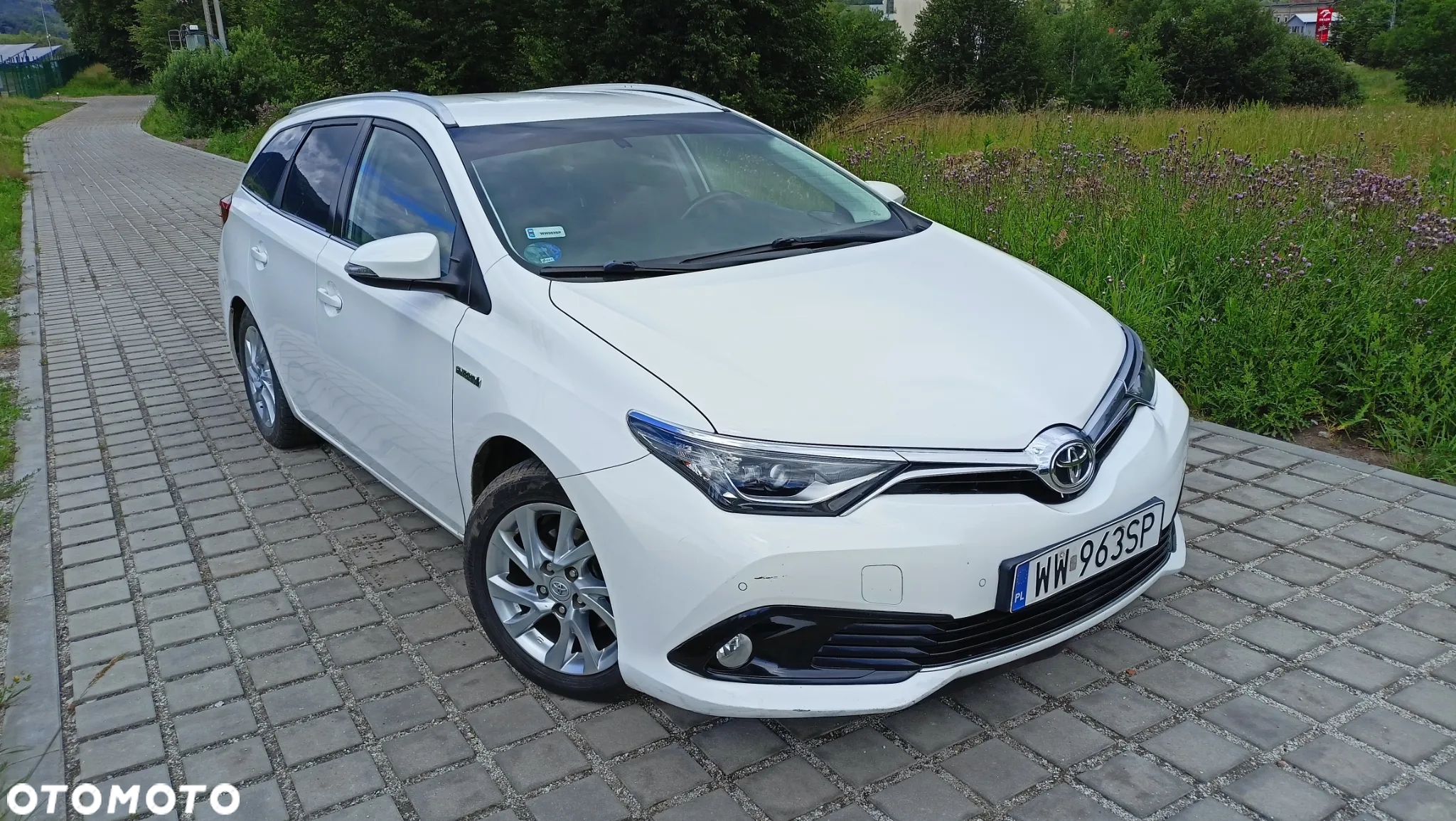 Toyota Auris - 2