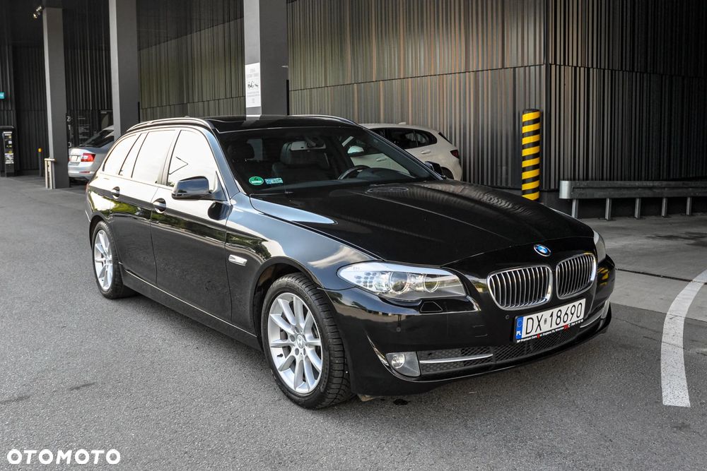 BMW Seria 5 520d Touring - 6