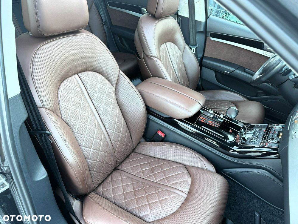 Audi A8 4.0 TFSI L Quattro - 26