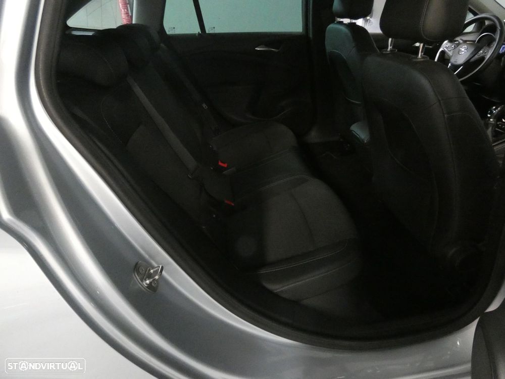 Opel Astra Sports Tourer 1.6 CDTI Innovation S/S - 22