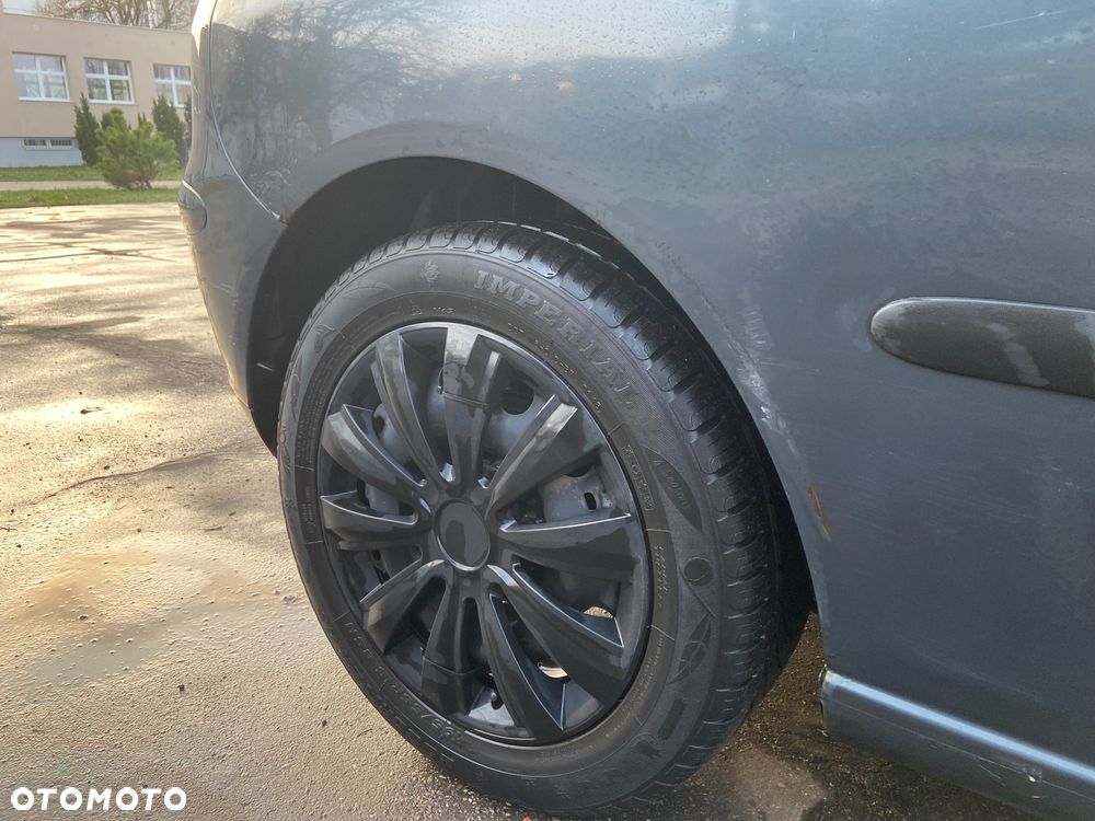 Seat Ibiza 1.4 16V Stylance - 11