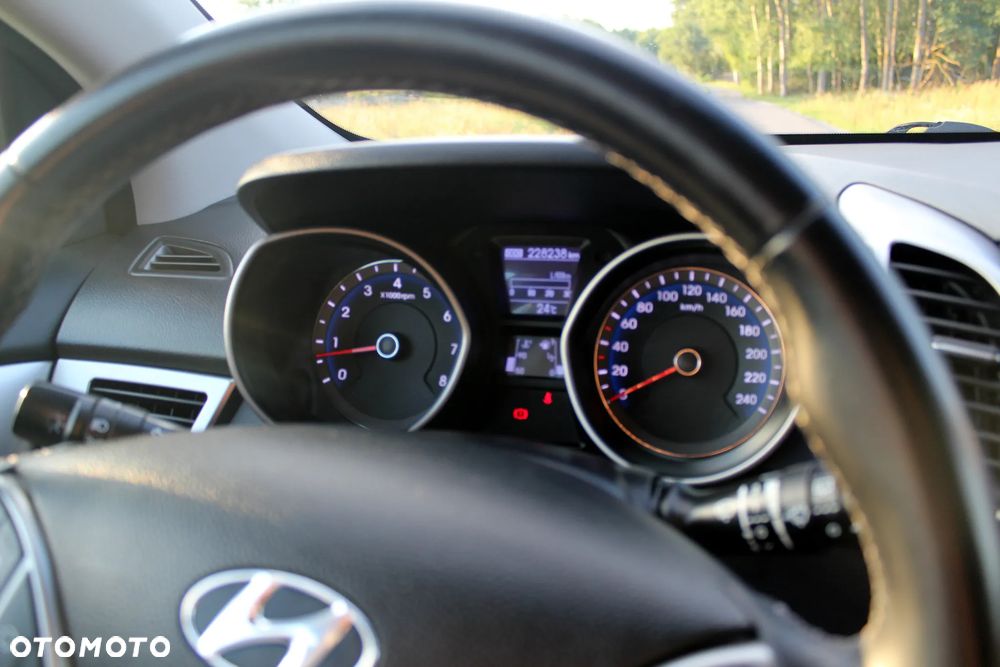 Hyundai i30 1.6 Trend - 30