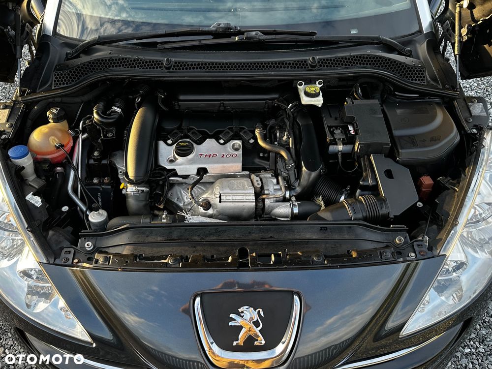 Peugeot RCZ 1.6 200 THP - 14