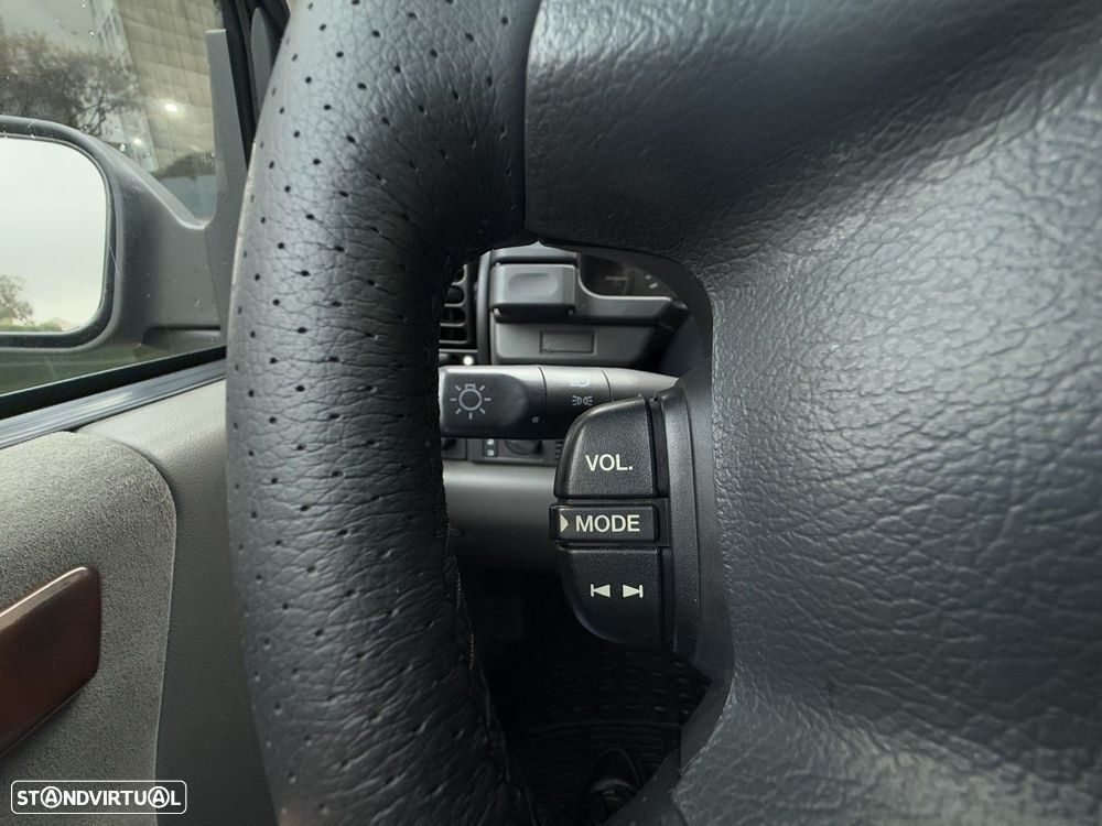 Land Rover Discovery - 28