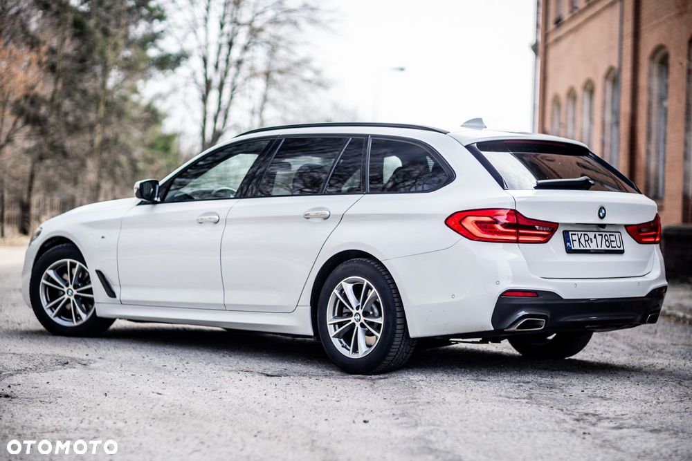 BMW Seria 5 520d xDrive M Sport Edition - 35