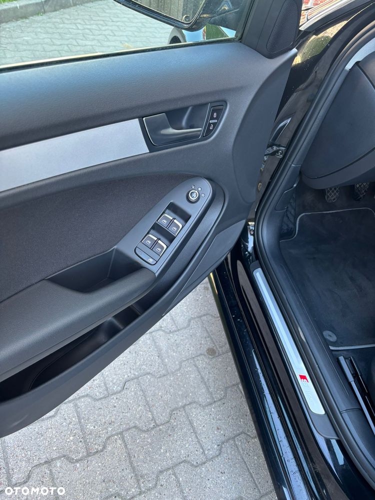 Audi A4 Avant - 13