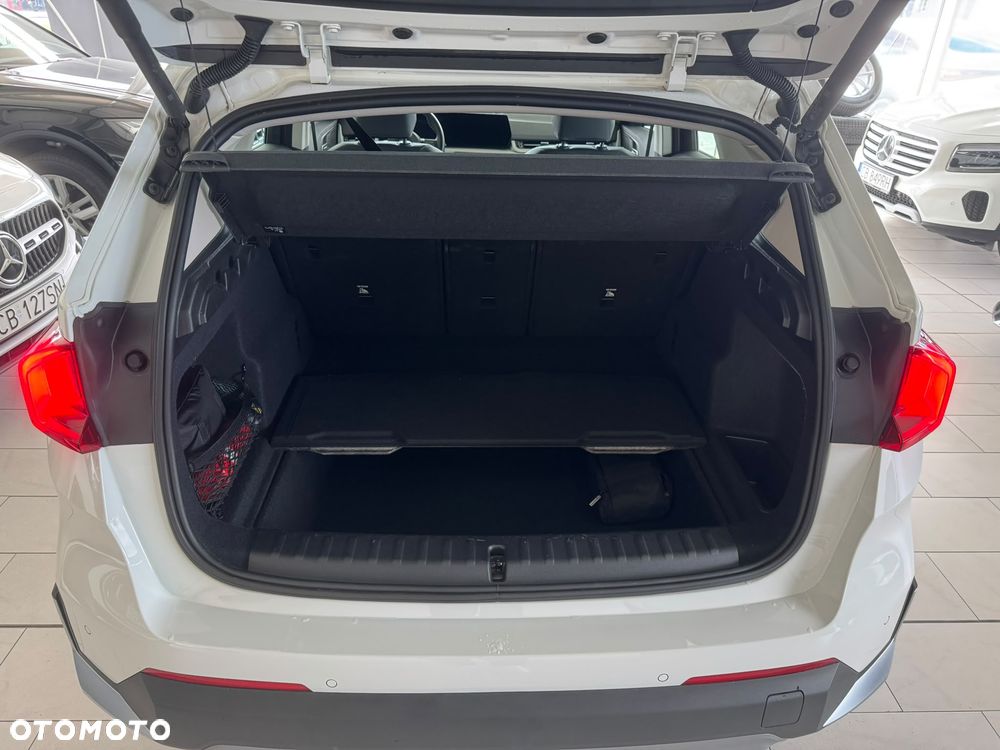 BMW X1 sDrive18i Business Edition - 6