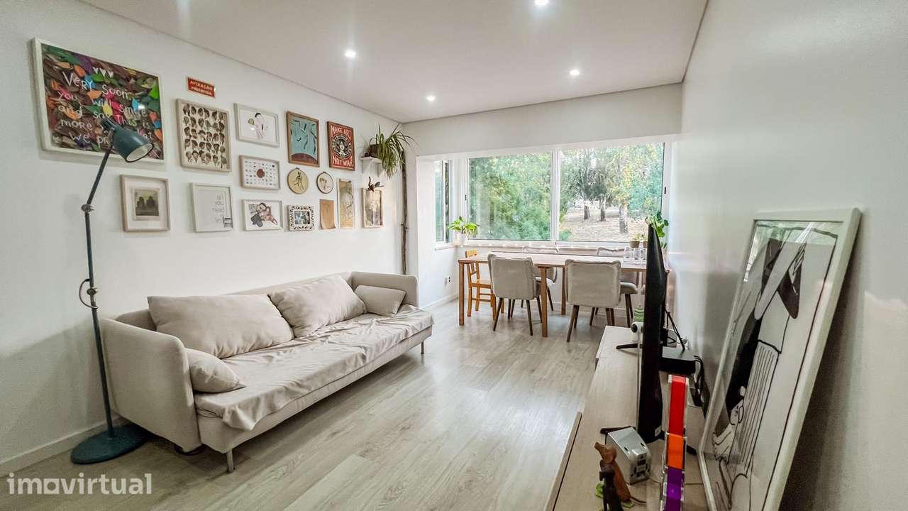 Apartamento T3 Remodelado com Estacionamento Exterior - Grande imagem: 4/16