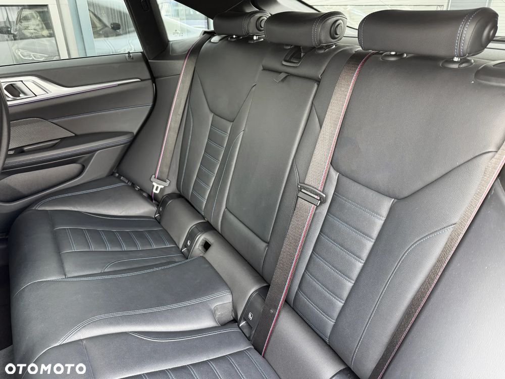 BMW Seria 4 420d xDrive Gran Coupe M Sport - 34