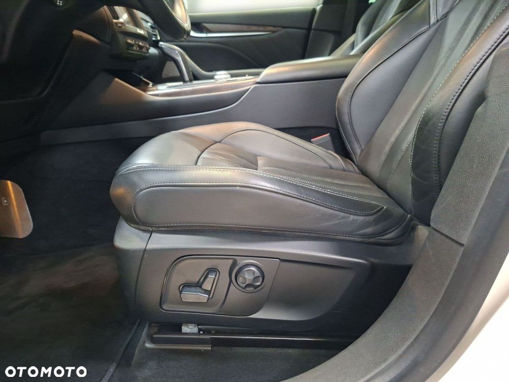 Maserati Levante - 14