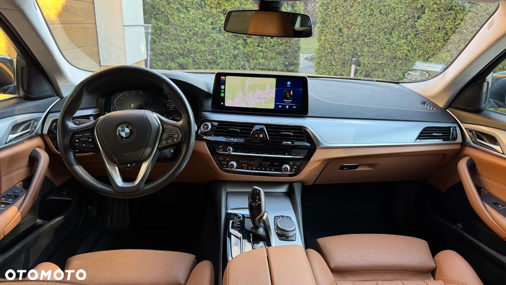BMW Seria 5 520d Sport Line - 22