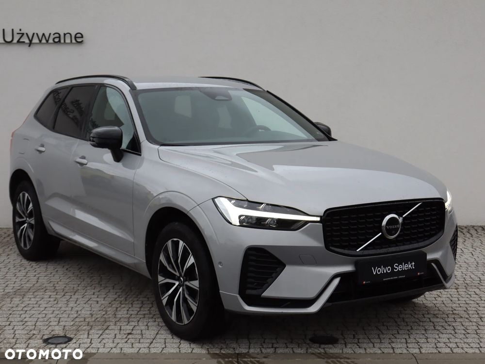Volvo XC 60 B5 B AWD Plus Dark - 9