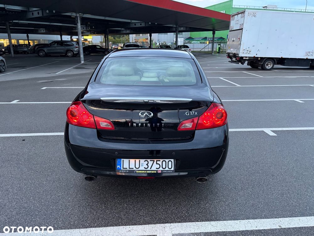 Infiniti G AWD - 4