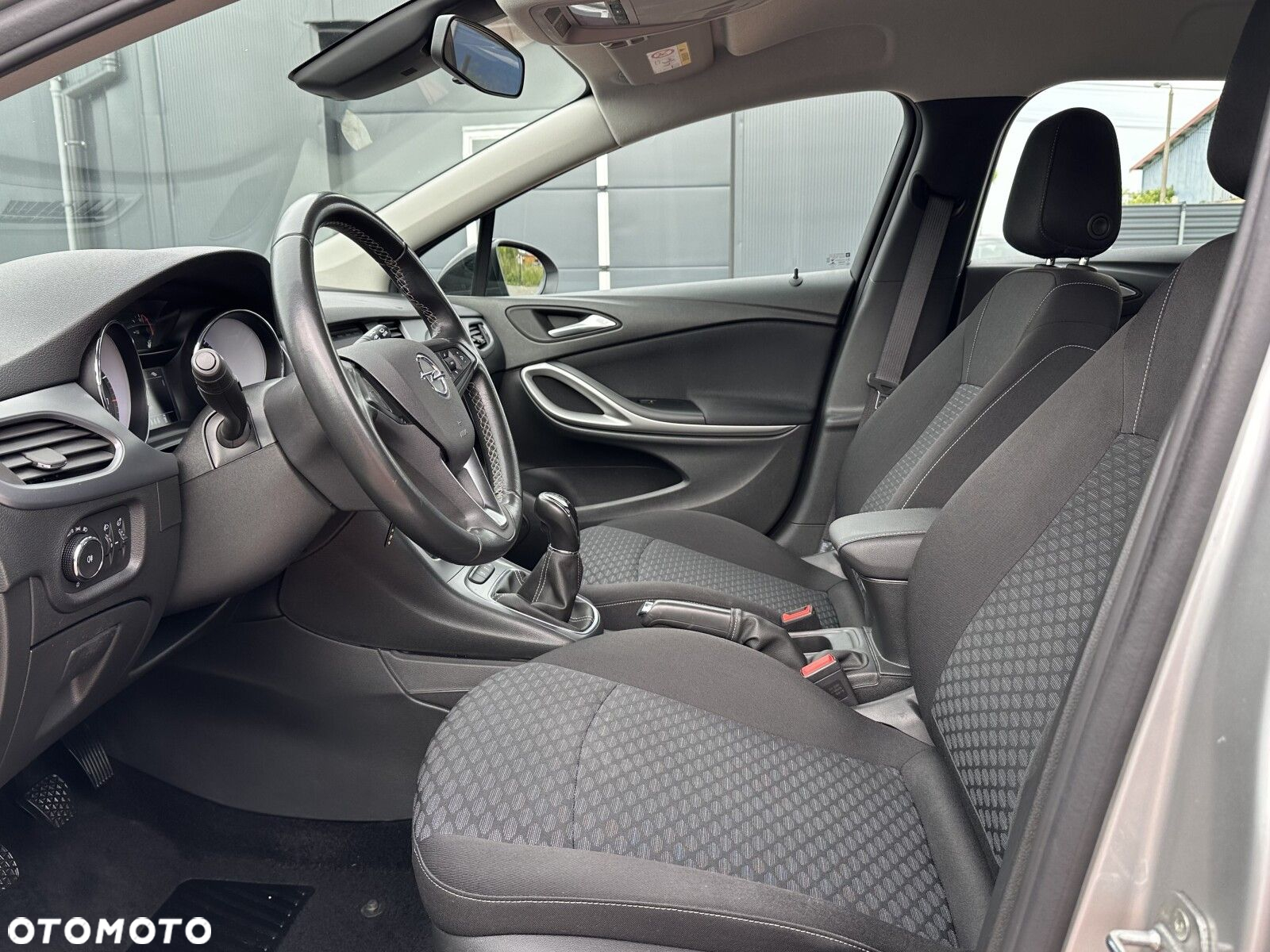 Opel Astra VI 1.2 T Edition S&S - 30