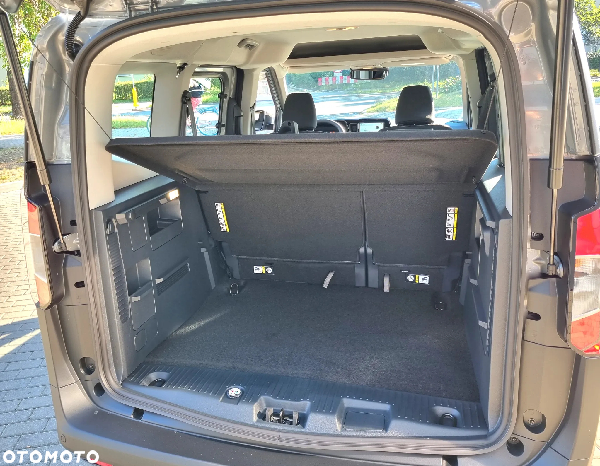 Ford Courier Tourneo - 9