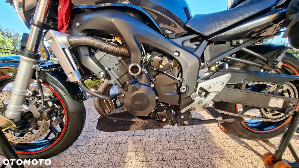 Yamaha FZ6 - 16
