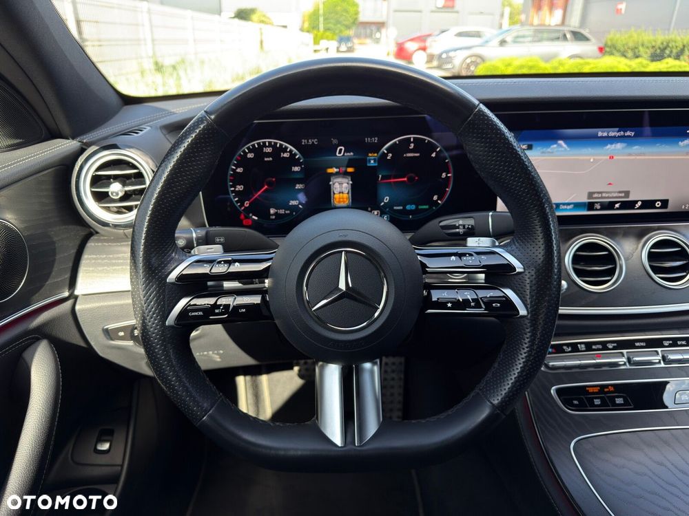 Mercedes-Benz Klasa E 220 d 4-Matic AMG - 18
