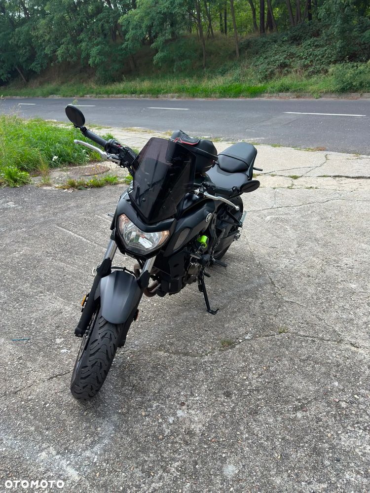 Yamaha MT - 4