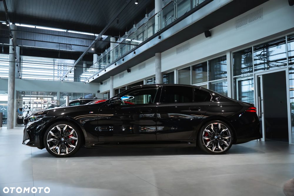 BMW i5 83.9kWh M60 xDrive - 6