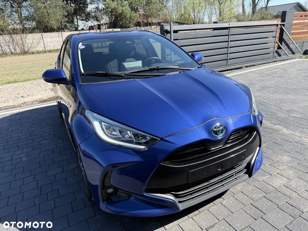 Toyota Yaris Hybrid 1.5 Executive - 11
