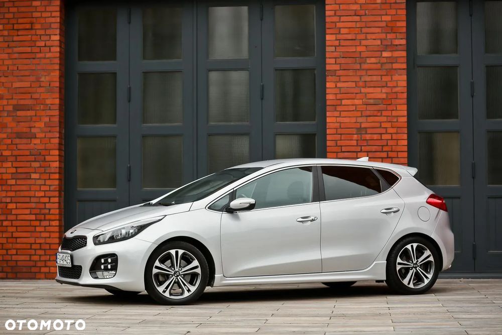 Kia Ceed Cee'd 1.6 CRDi GT Line - 20
