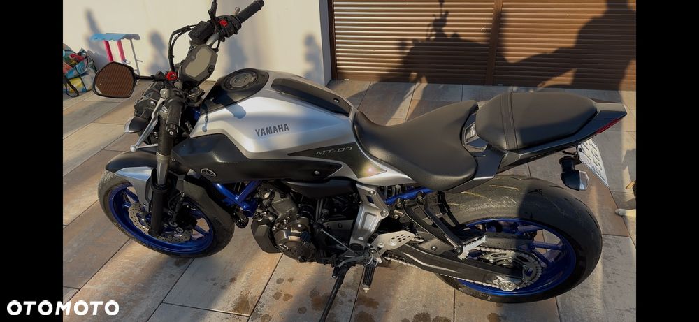 Yamaha MT - 7