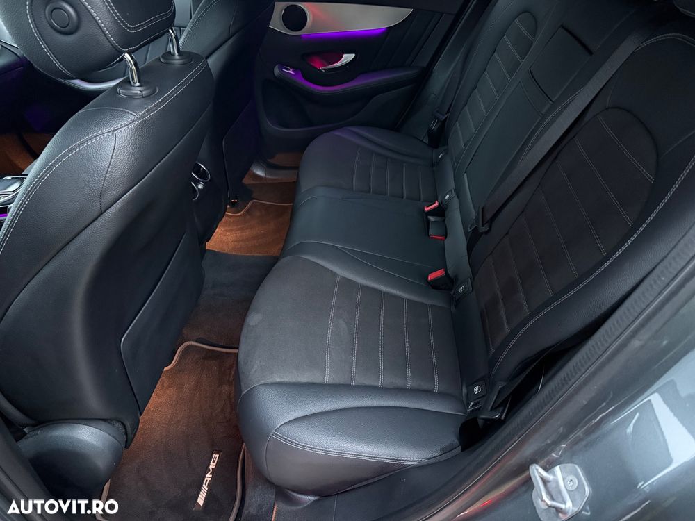 Mercedes-Benz GLC 300 d 4Matic 9G-TRONIC AMG Line - 11