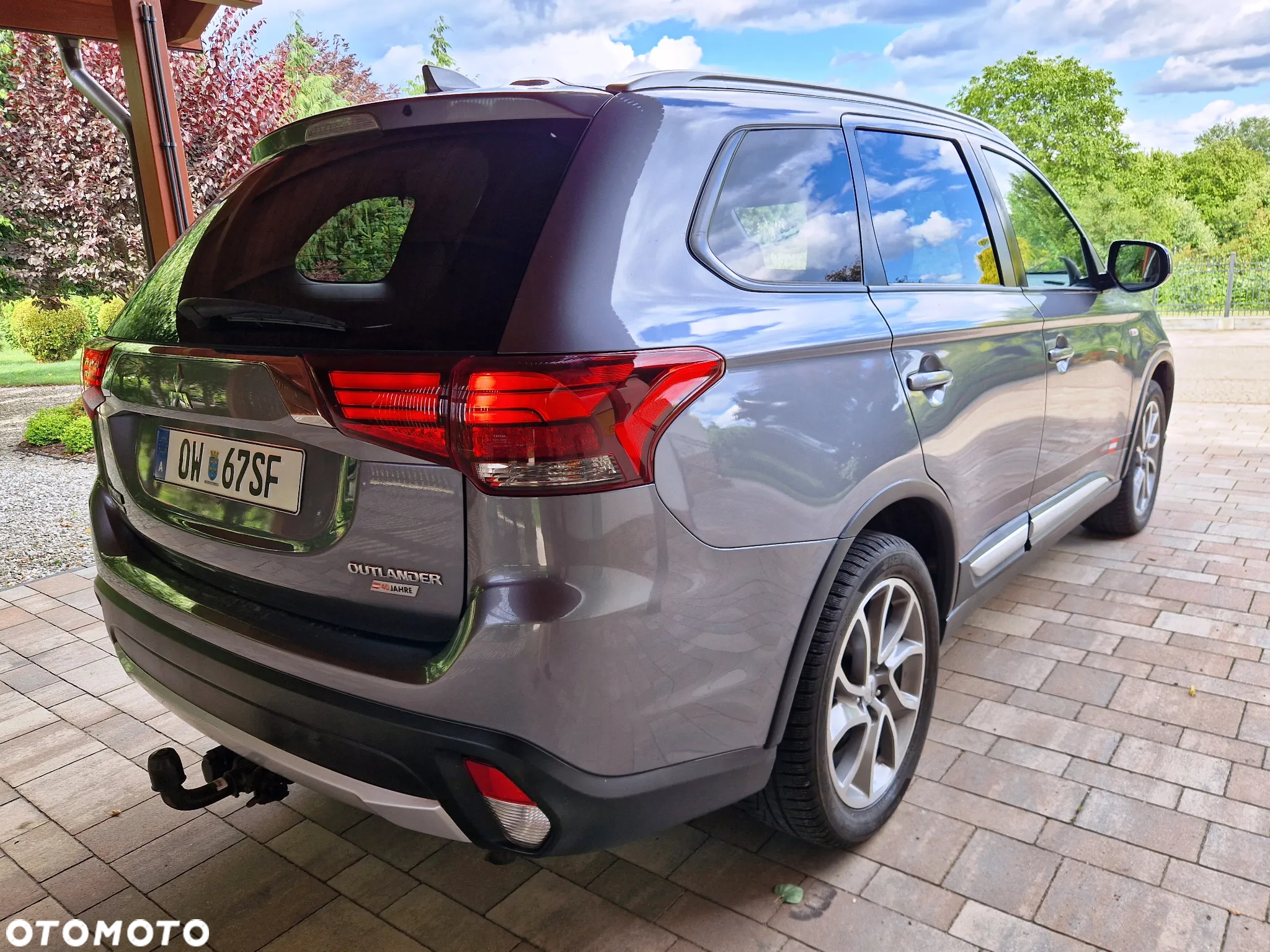 Mitsubishi Outlander - 3