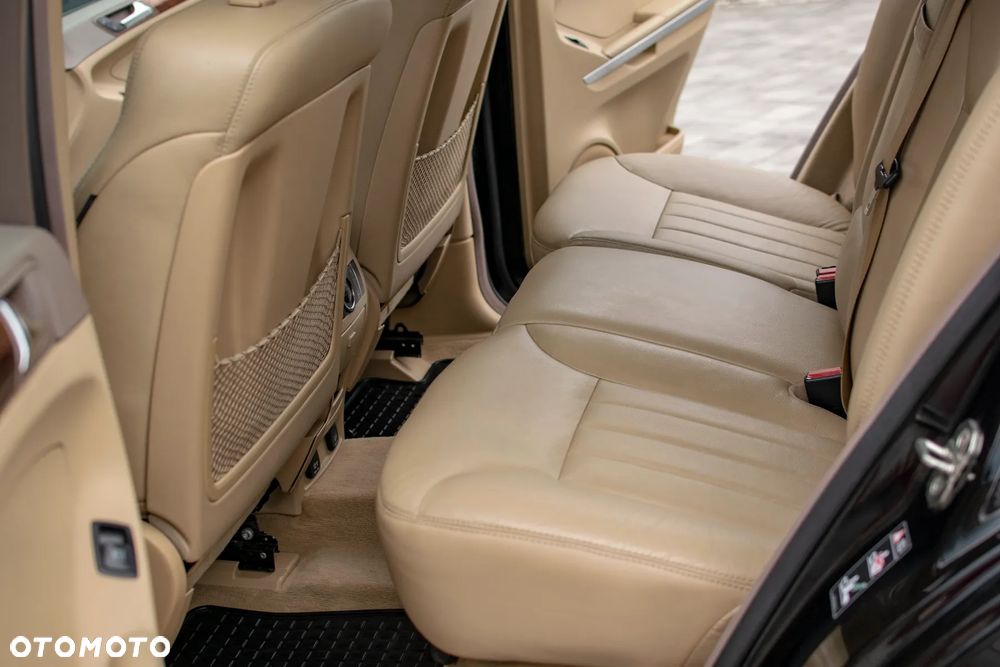 Mercedes-Benz ML - 4