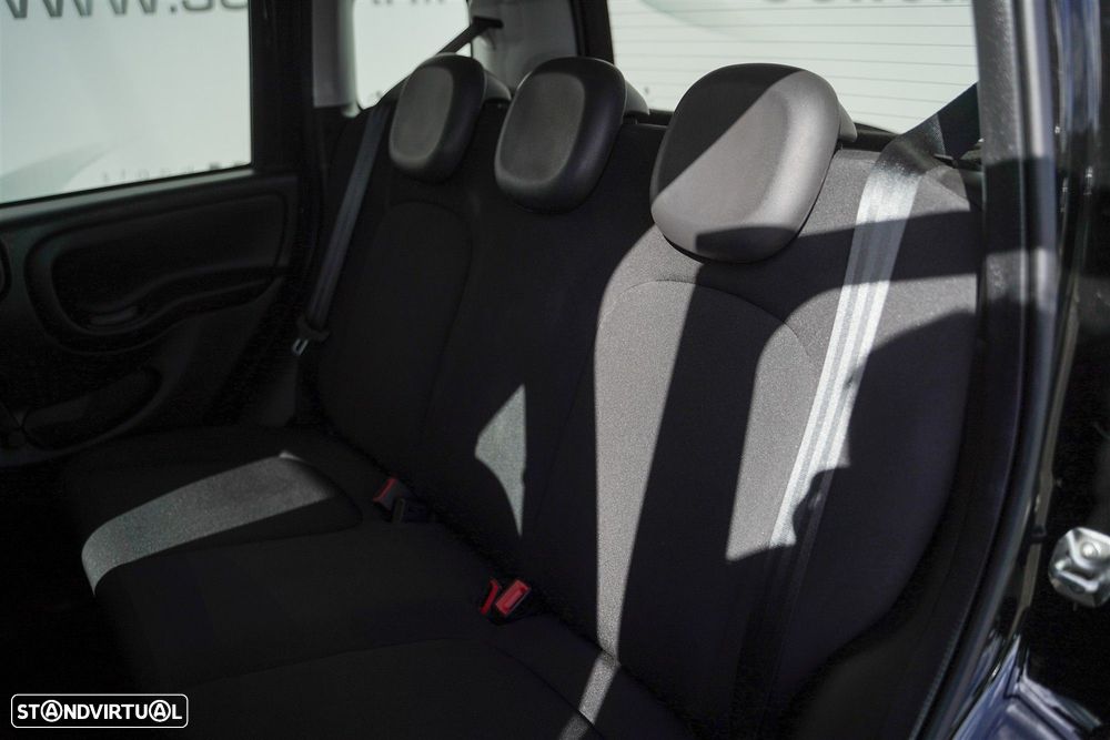 Fiat Panda 1.0 Hybrid City Cross - 12