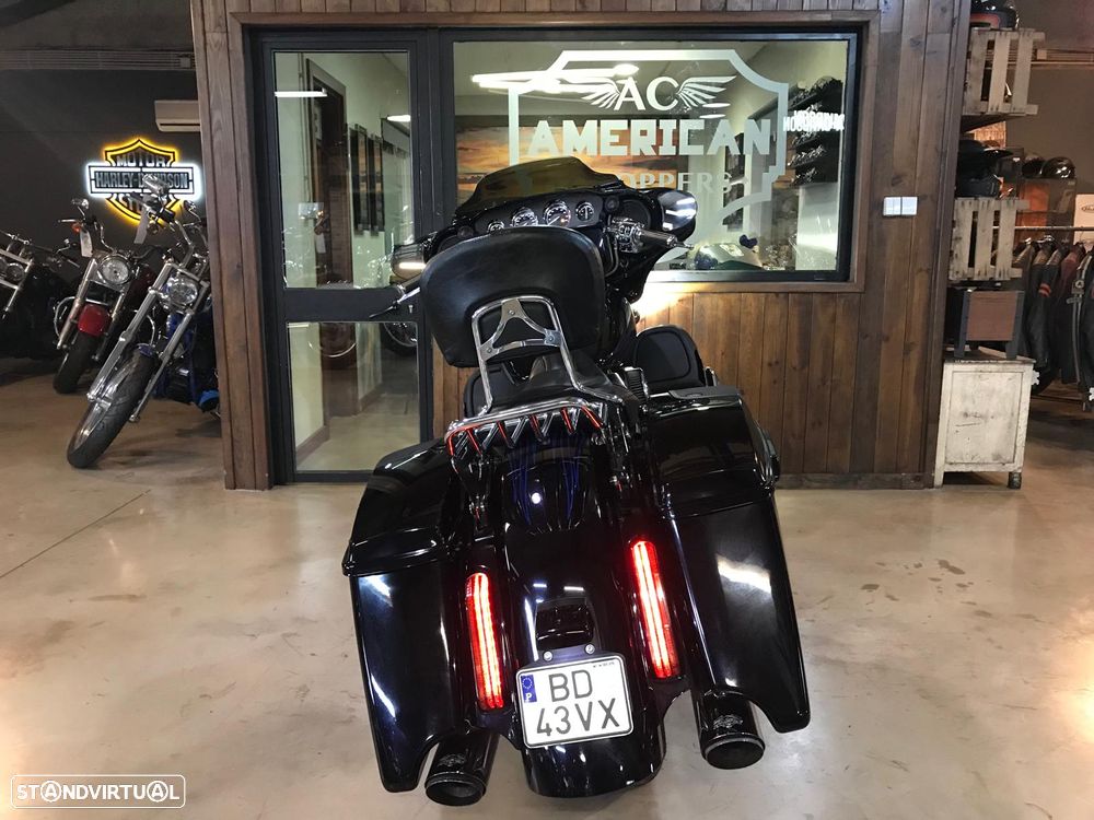Harley-Davidson FLHXS CVO STREET GLIDE (FLHXSE) - 13