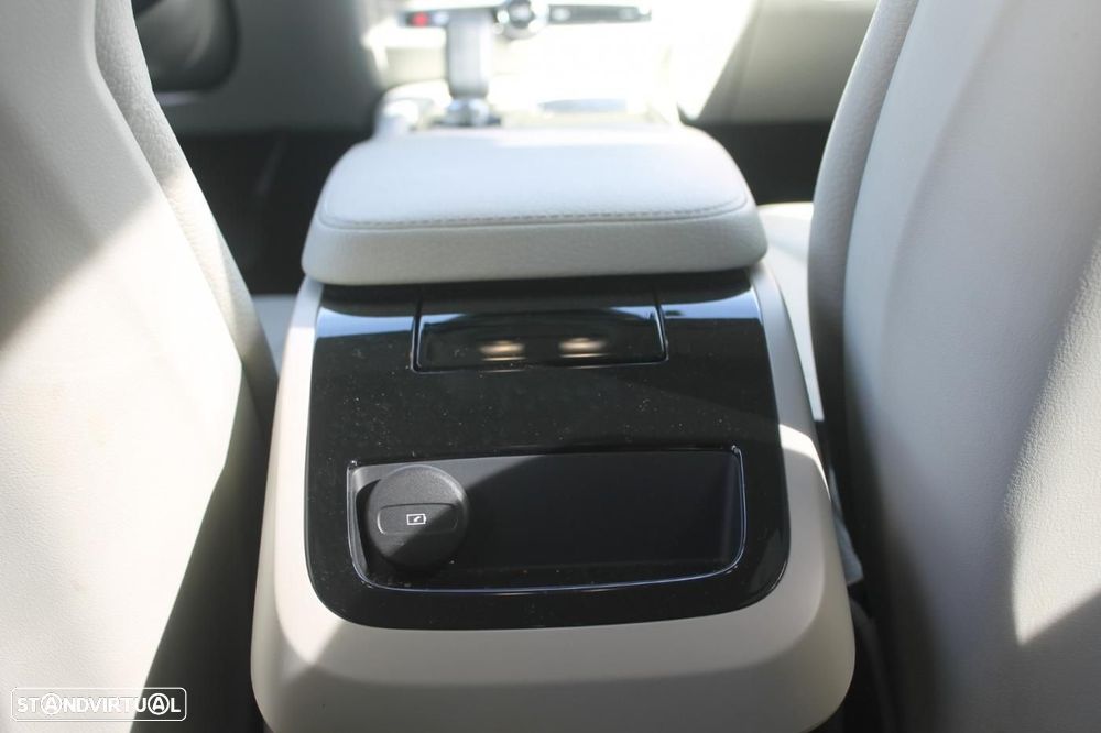 Volvo V90 2.0 T6 PHEV Inscription Expression AWD - 26