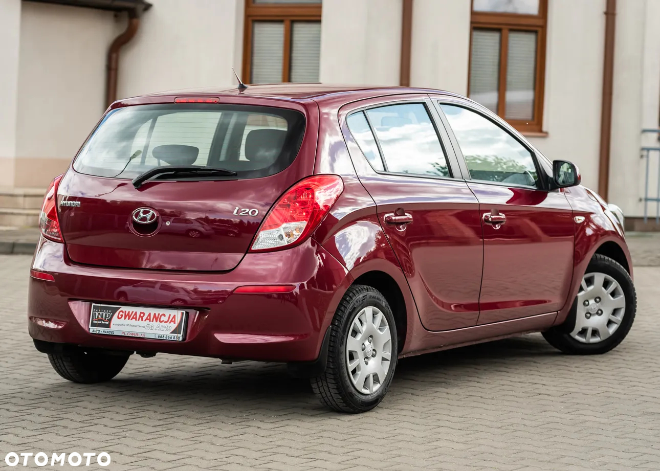 Hyundai i20 - 13