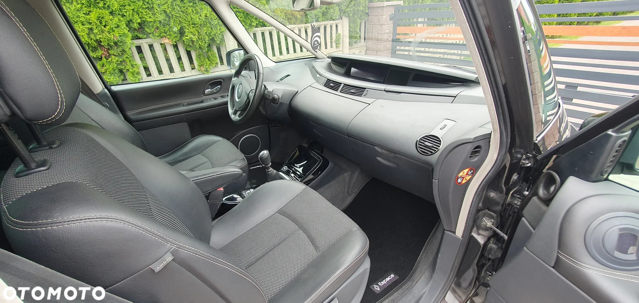 Renault Espace 2.0 dCi 150 FAP Celsium - 11