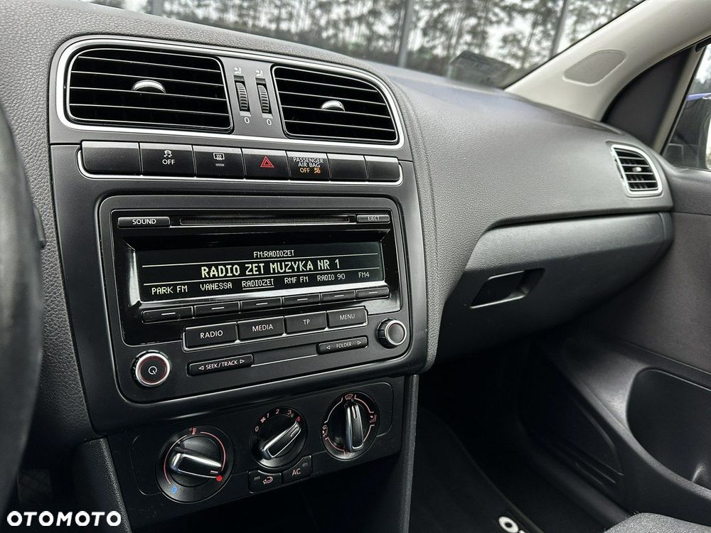 Volkswagen Polo 1.2 Comfortline - 22