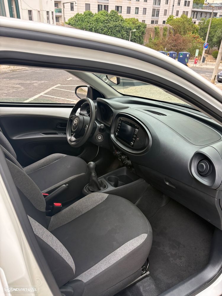 Toyota Aygo X Play - 8