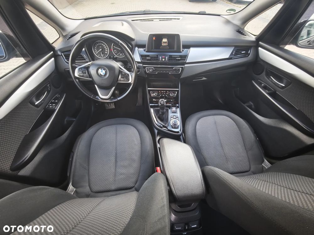 BMW Seria 2 216d Advantage - 20