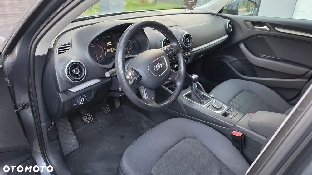 Audi A3 Sportback - 9
