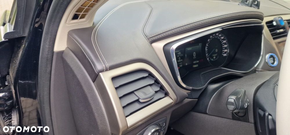 Ford Mondeo Vignale 2.0 TDCi 4WD PowerShift - 13