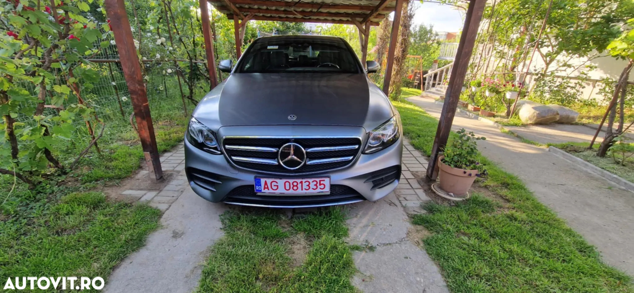 Mercedes-Benz E 220 d 4Matic 9G-TRONIC Sportstyle Edition - 2