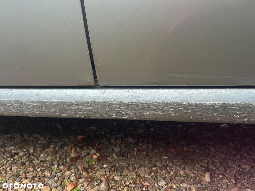 Skoda Fabia 1.4 16V Ambiente + - 25