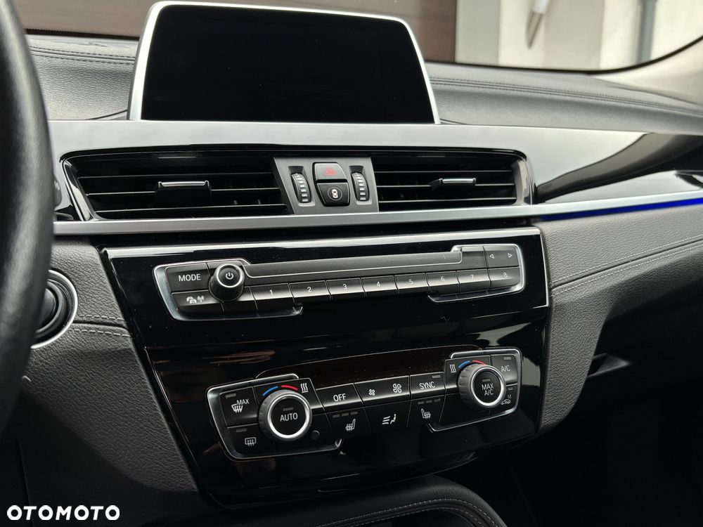 BMW X2 sDrive18d Advantage sport - 18